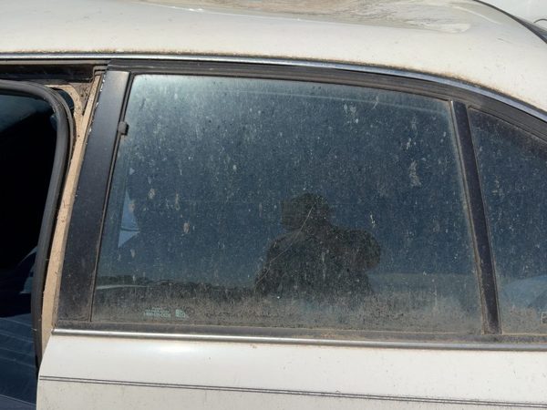1992-1999 Olds Eighty Eight Driver Left Rear Side Window Door Glass Oem Back — photo 2