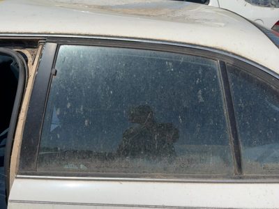 1992-1999 Olds Eighty Eight Driver Left Rear Side Window Door Glass Oem Back