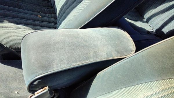 1988-1994 Olds Cutlass Cierra Center Console Arm Rest Oem Blue — photo 2