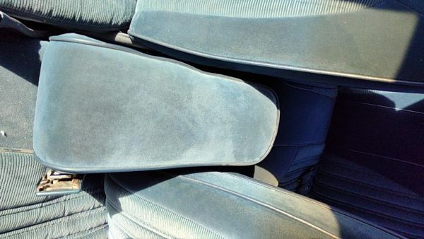 1988-1994 Olds Cutlass Cierra Center Console Arm Rest Oem Blue — photo 3