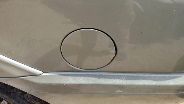1998-2017 Lincoln Navigator Fuel Tank Door With Hinge Gas Lid Oem Filler Gold Bi — photo 1