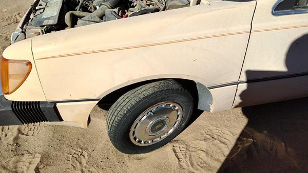 1984-1987 Ford Tempo Driver Left Front Fender Oem Tan E73z16005a — photo 3