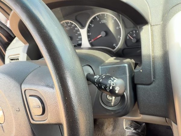 2005-2006 Chevy Equinox Steering Column Assembly Oem Light Gray 14B 19178903 — photo 1