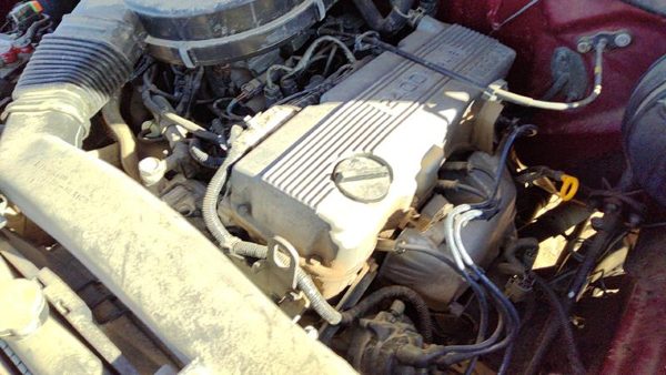 1995-1997 Nissan Hardbody Valve Cover Oem 2.4L — photo 5
