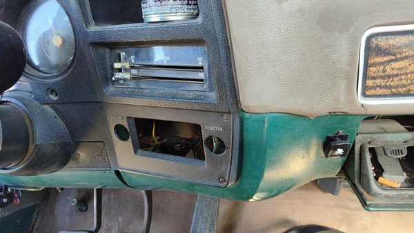 1976 GMC Jimmy Dash Panel Silverado C10 Trim Bezel Around Speedometer OEM — photo 5