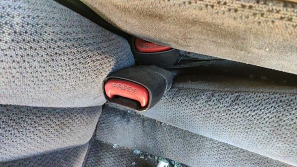 2000 Dodge Dakota Passenger Right Front Seat Belt Buckle Receiver Oem 5Gk301azac — photo 3