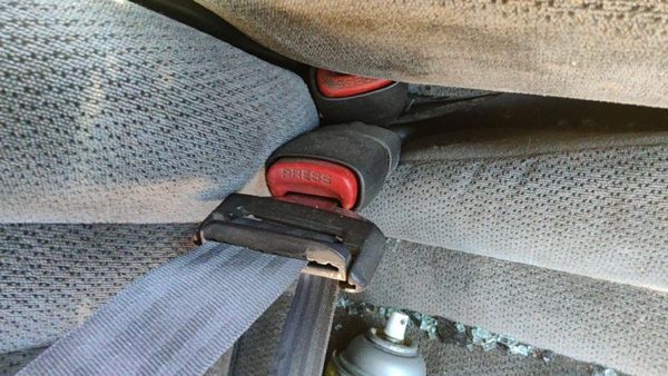 2000 Dodge Dakota Passenger Right Front Seat Belt Buckle Receiver Oem 5Gk301azac — photo 4