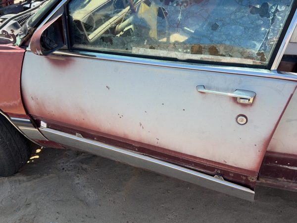 1987 Buick Electra Front Door LH Red — photo 1
