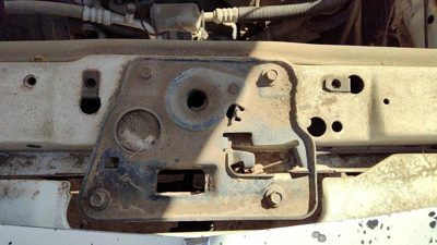 1982-1996 Olds Ciera Hood Latch Assembly With Bracket Oem 10051036