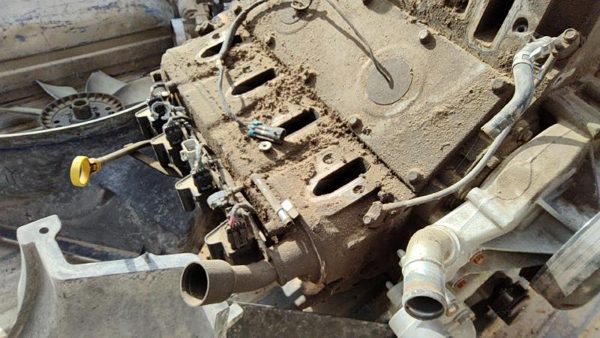 2004 Chevy Silverado 1500 Cylinder Head 5.3L 12578925 — photo 1