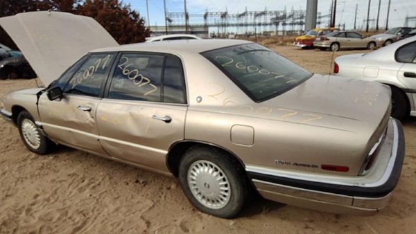 1994 Buick Park Avenue — vehicle photo 5