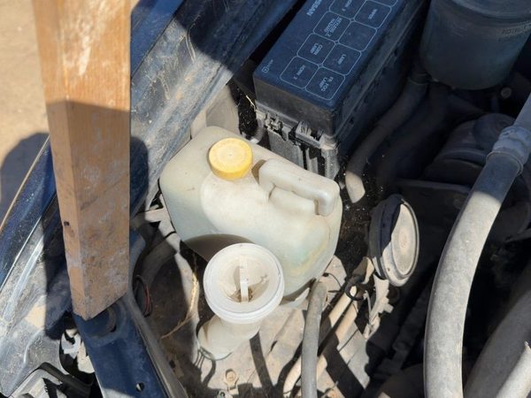 1995-1999 Nissan Maxima Coolant Reservoir Radiator Overflow Tank Bottle Oem 3.0L — photo 2