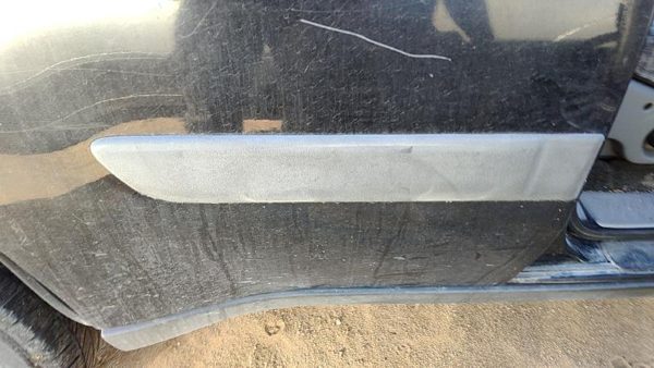 02-05 Trail Blazer Passenger Right Rear Moulding From Door Back Trim Strip Black — photo 2