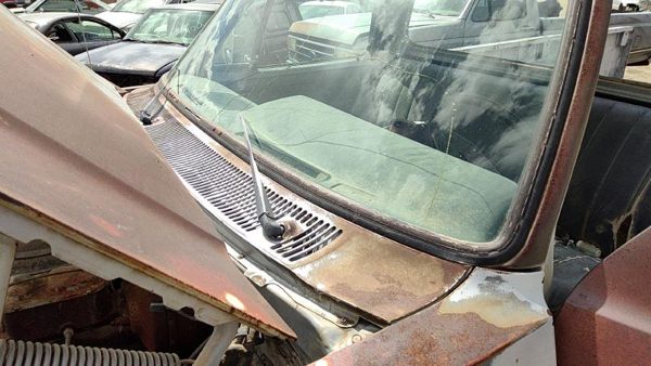 1984-1993 Dodge Ram W250 Windshield Wiper Cowl Vent Trim Panel Oem Cover — photo 4