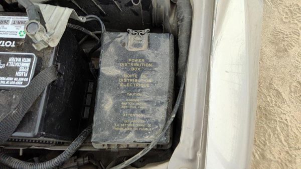 1997 Ford Contour Engine Fuse Box Power Distribution Panel Oem 2.0L — photo 1