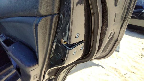 2015-2016 Subaru Wrx Passenger Right Rear Door Latch With Rods/Cables Oem Back — photo 4