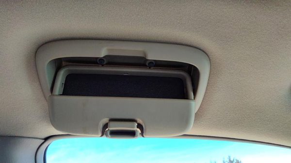 04-06 Toyota Sienna Driver Left Front Sun Glasses Holder Cubby Oem Fawn 41 — photo 3