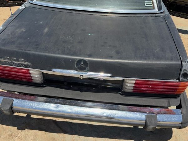 1980 Mercedes-Benz 450SL Trunk/decklid/hatch/tailgate Black — photo 1