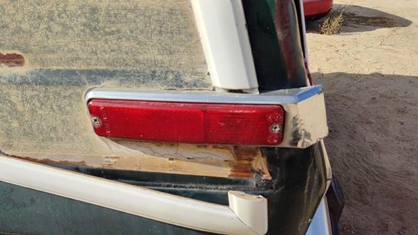 1984-1991 Jeep Grand Wagoneer Driver Left Side Marker Light Lamp Oem Rear — photo 1