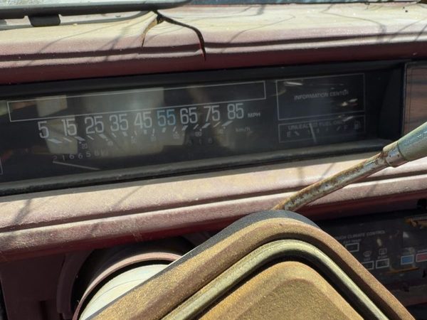 1986-1988 Buick Park Ave Speedometer Cluster Instrument Gauges Panel Oem Dash — photo 2