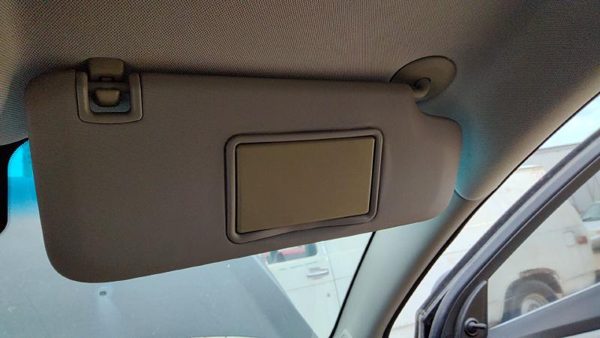 2011 RH Passenger Right Sun Visor OEM Black Afb — photo 4