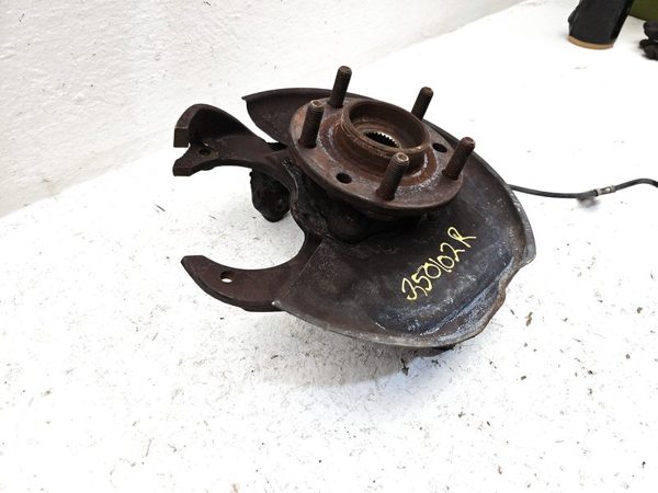 90-97 Chevy S10 Blazer Passenger Right Front Spindle Knuckle With Wheel Hub 4X4 — photo 2