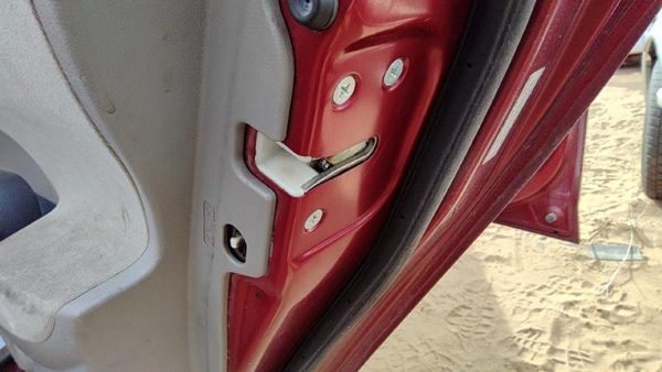 10-14 Honda Insight Passenger Right Rear Door Latch With Rods/Cables Oem Back — photo 2