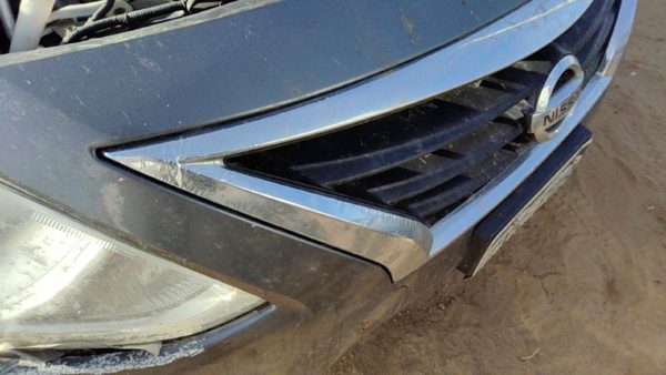2015-2019 Nissan Versa Front Grille Assembly Oem 623109Km0a — photo 6