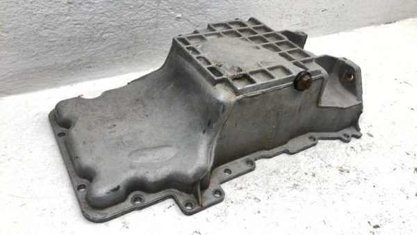 1996-2005 Ford Taurus Engine Oil Pan With Good Drain Plug Oem 3.0L Dohc — photo 4