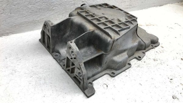 1996-2005 Ford Taurus Engine Oil Pan With Good Drain Plug Oem 3.0L Dohc — photo 8