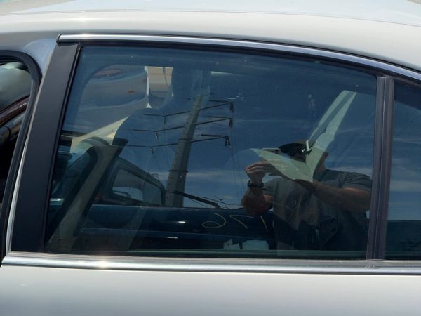 2000-2005 Buick Lesabre Driver Left Rear Side Window Door Glass Oem Back — photo 2