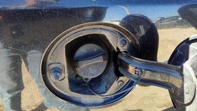 2008-2012 Chevy Malibu Fuel Filler Neck Assembly With Gas Cap Oem 15828982