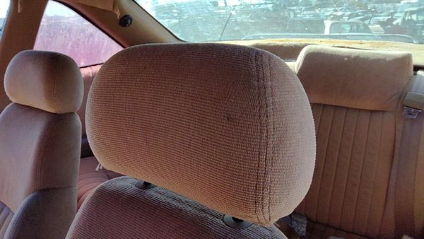 1992-1993 Grand Prix Pair Of Front Headrests Oem Left Right Set Seat 2 Door — photo 1