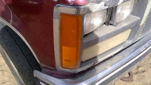 1988 Gmc Sierra 2500 Passenger Right Front Turn Signal Light Lamp Oem Side — photo 5