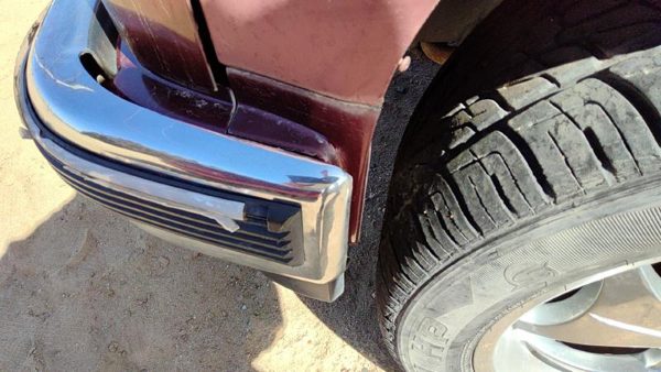 92-00 Gmc Yukon Driver Left Moulding From Fender Oem Trim Strip Maroon 15740119 — photo 4