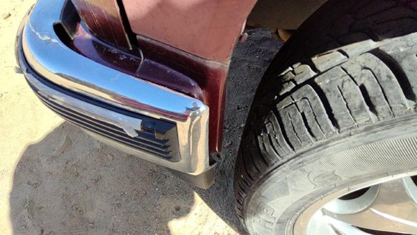 92-00 Gmc Yukon Driver Left Moulding From Fender Oem Trim Strip Maroon 15740119 — photo 3