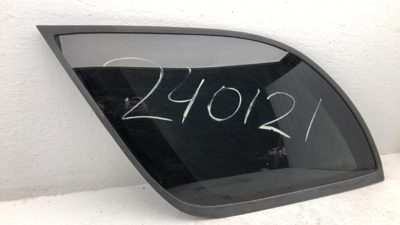 2004-2007 Buick Rainier Driver Left Rear Quarter Glass Back Side Window Oem