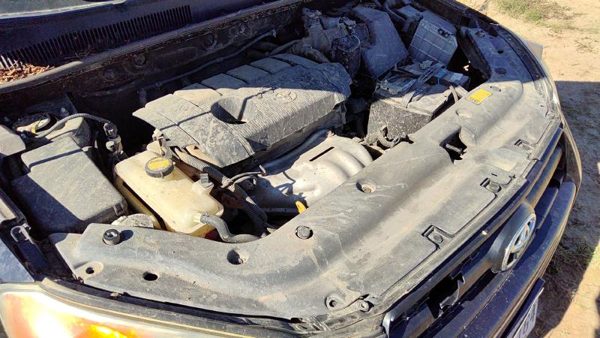 2006-2014 Toyota Rav-4 Top Plastic Cover Above Radiator Support Oem Sight Shield — photo 2