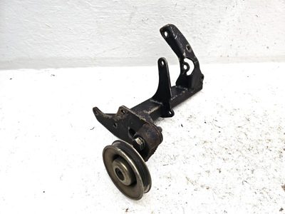 1980 Mercedes-Benz 450SL A/c Compressor Bracket