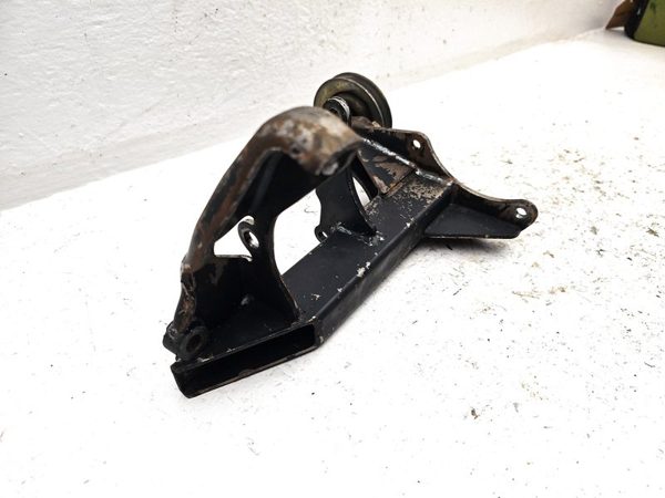 1980 Mercedes-Benz 450SL A/c Compressor Bracket — photo 5