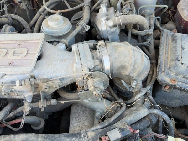1985-1988 Nissan Maxima Throttle Body Valve Oem With Sensors 3.0L At 1611816E12 — photo 2