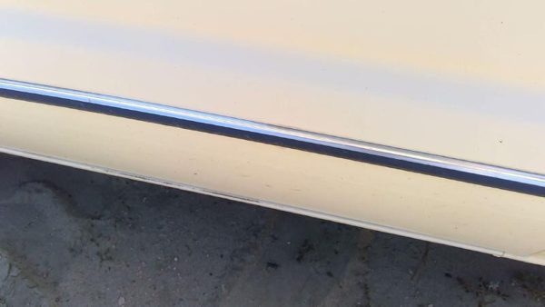 1993-2004 Ford Van E150 Driver Left Front Moulding From Door Oem Trim Strip — photo 4
