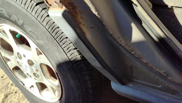 01 Jeep Grand Cherokee Passenger Right Rear Moulding On Quarter Panel Ps5 Silver — photo 2