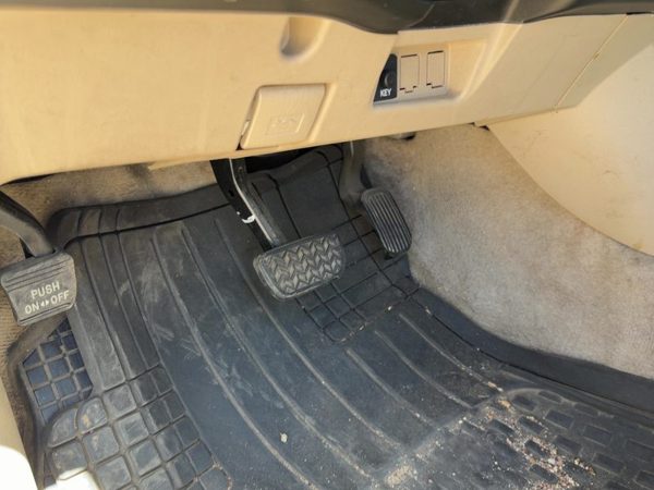 2005 Toyota Prius Gas Pedal Assembly Oem Accelerator — photo 1