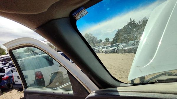 99-03 Silverado 2500 Hd Driver Left A Pillar Trim Windshield Post Panel Graphite — photo 4