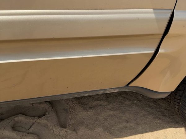 04-07 Rainier Passenger Right Front Moulding From Door Trim Strip Cashmere 15U — photo 5