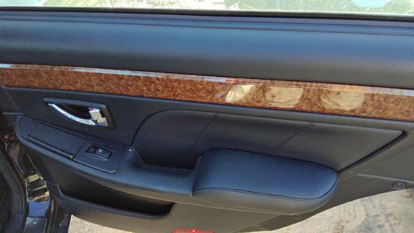 01-05 Xg350 Passenger Right Rear Door Trim Panel With Switches Back Black — photo 4