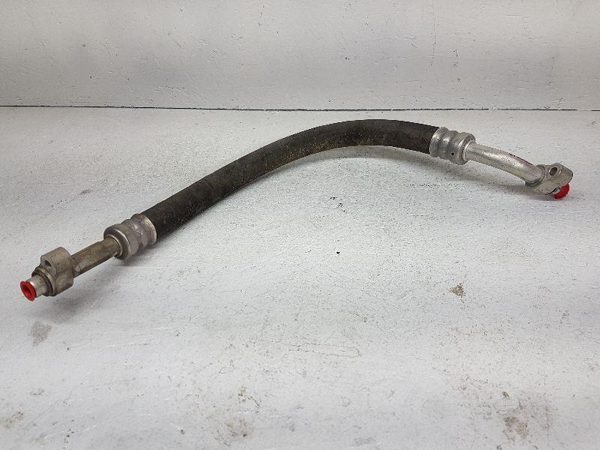 2000-2004 Gmc Yukon Air Conditioner Ac Hose Pipe Oem 01 02 03 04 05 Tahoe — photo 1