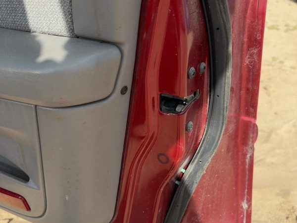 2000-2007 Ford Taurus Passenger Right Front Door Latch With Rods/Cables Oem — photo 1