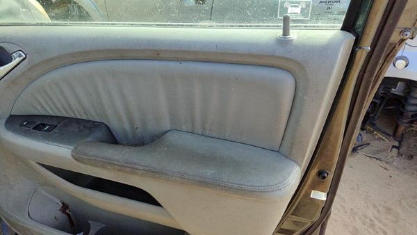 2005-2007 Honda Odyssey Passenger Right Front Door Trim Panel With Switches Gray — photo 2